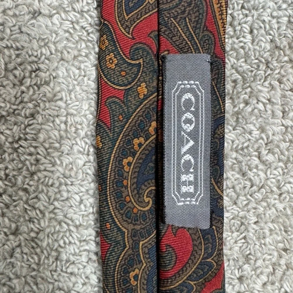 Coach Mens Silk Tie Red Navy Gold Paisley Made in Italy 100% Italian Silk
